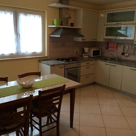 Apartment Ana Пореч Екстер'єр фото