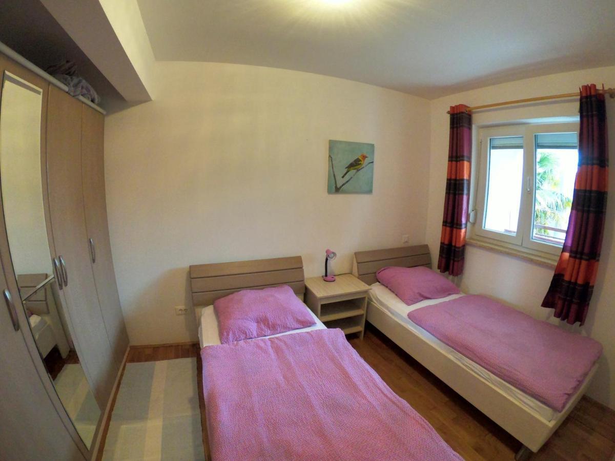 Apartment Ana Пореч Екстер'єр фото