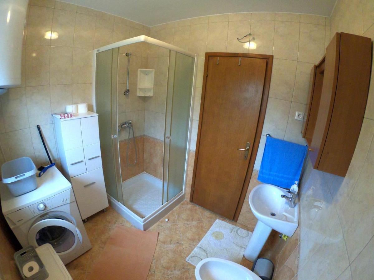 Apartment Ana Пореч Екстер'єр фото